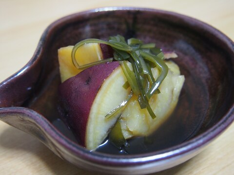 さつま芋と刻み昆布の煮物